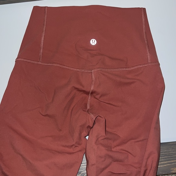 Lululemon InStill High-Rise Tight 25" US W size 4 - Picture 7 of 7